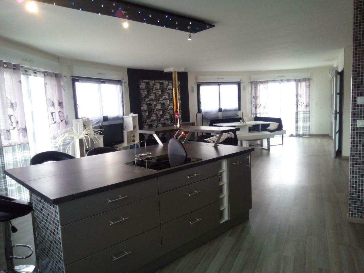 Loftcosy Friville 外观 照片